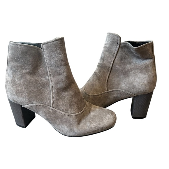 Donald J. Pliner Paisley Gray Suede Round Heel Ankle Boots - Picture 7 of 9